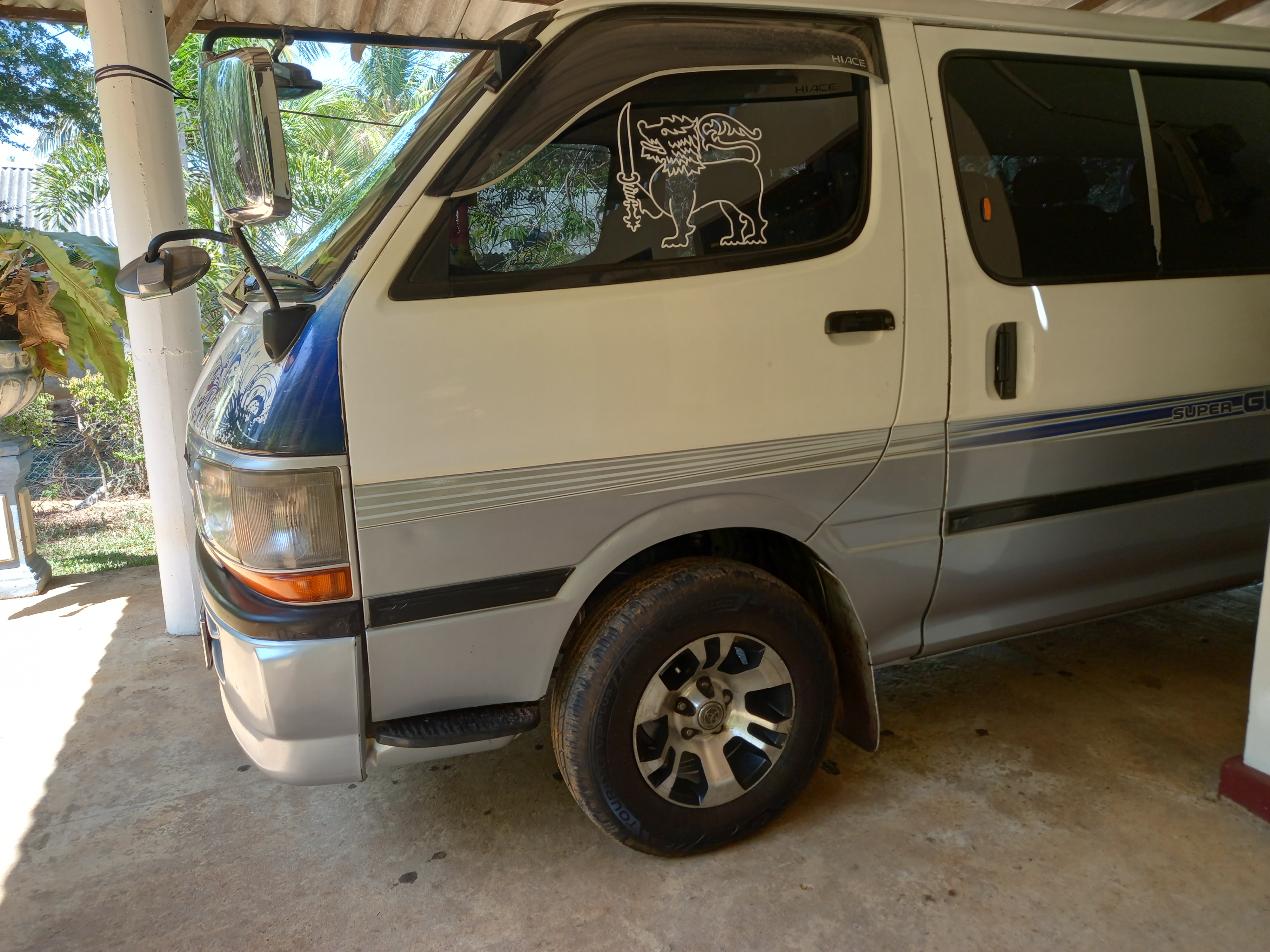 Toyota Hiace
